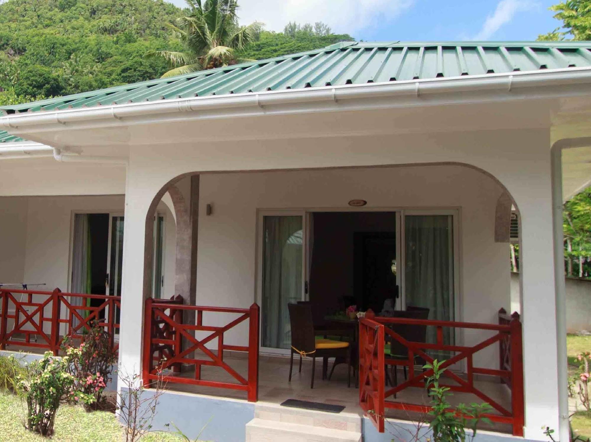 Coco Blanche Apartment Anse Royale Exterior photo